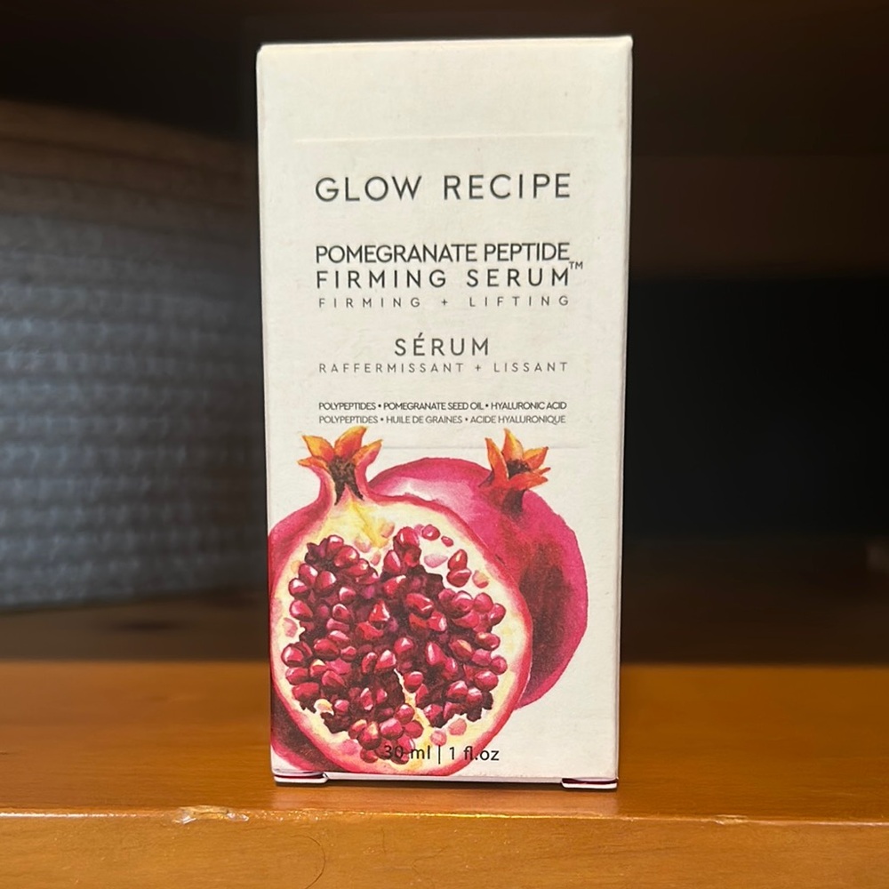 Glow Recipe Pomegranate Peptide Firming Serum - White